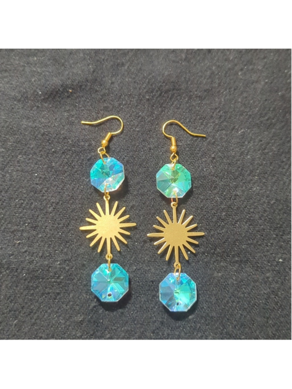 Gold Tone Sun Star Burst Clear Faceted Crystal Dangle Drop Statement Earrings